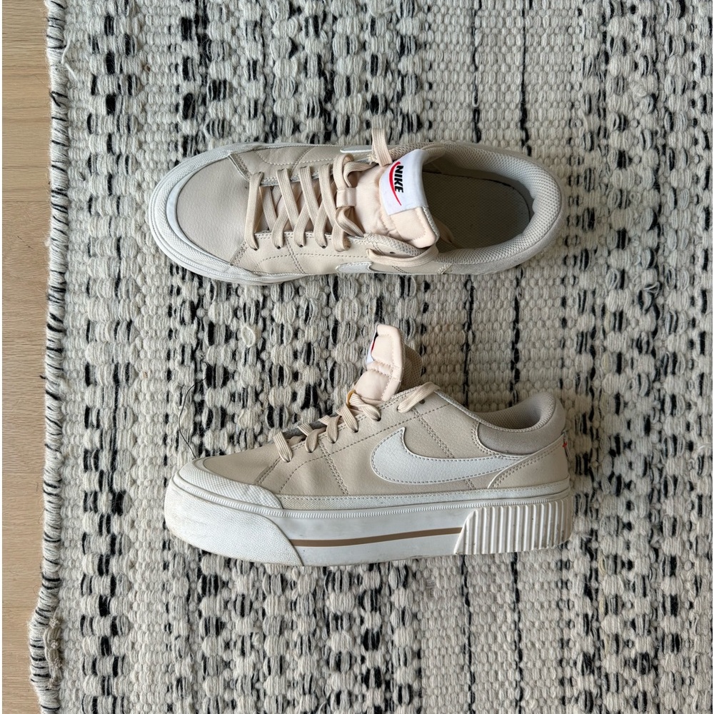 Nike Court Legacy Lift